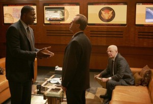 David Palmer, Charles Logan, and Mike Novick in 24 Season 4 Episode 21