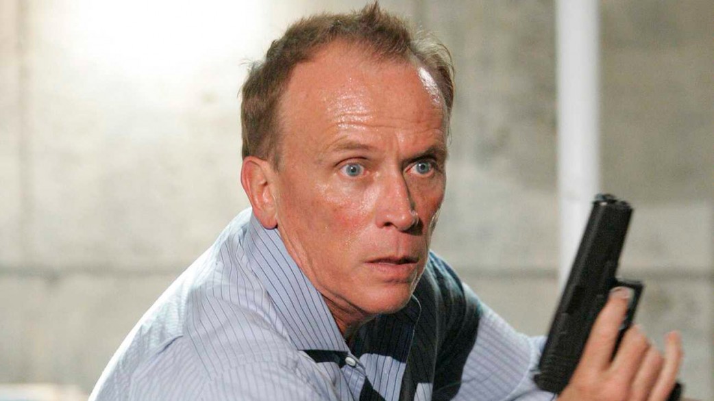 Peter Weller on convincing '24' writers to spare Christopher Henderson